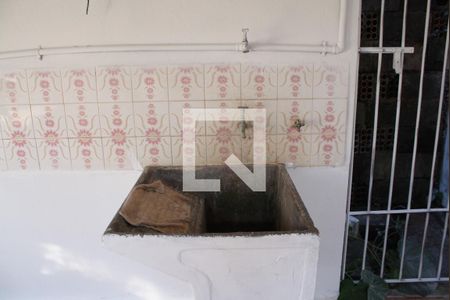 Casa à venda com 120m², 2 quartos e 4 vagasÁrea de serviço 2