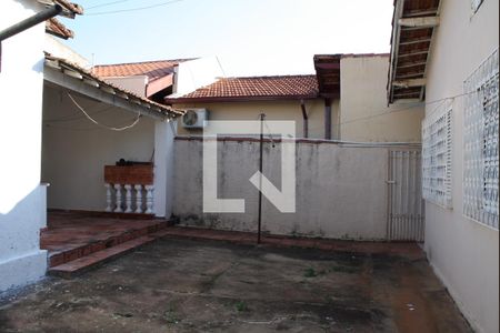 Casa à venda com 120m², 2 quartos e 4 vagasQuintal
