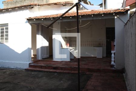 Casa à venda com 120m², 2 quartos e 4 vagasQuintal