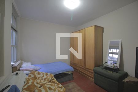 Casa à venda com 184m², 5 quartos e 2 vagasQuarto ap 3