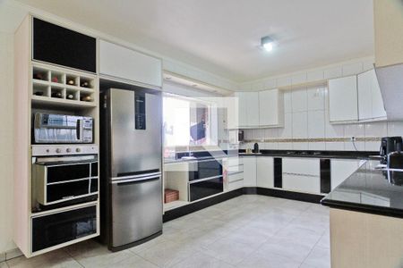 Casa à venda com 225m², 3 quartos e 5 vagasCozinha