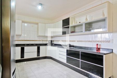 Casa à venda com 225m², 3 quartos e 5 vagasCozinha