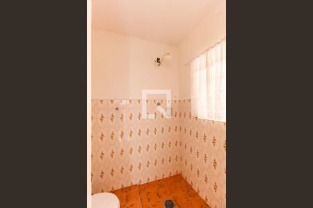 Casa para alugar com 120m², 3 quartos e 1 vaga Casa para alugar com 120m², 3 quartos e 1 vagaBanheiro 2