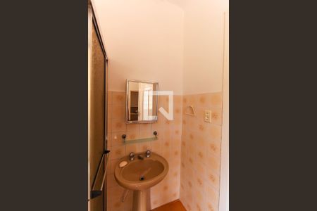 Casa para alugar com 120m², 3 quartos e 1 vaga Casa para alugar com 120m², 3 quartos e 1 vagaBanheiro 1