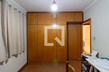 Casa à venda com 299m², 3 quartos e 4 vagas Casa à venda com 299m², 3 quartos e 4 vagasQuarto 2