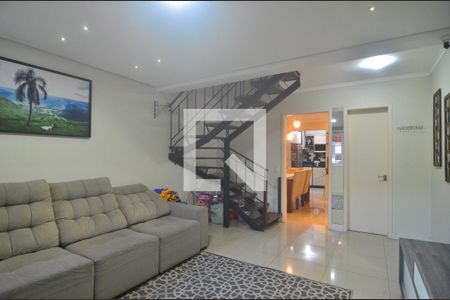 Sala de casa de condomínio à venda com 2 quartos, 104m² em Bairro Fátima, Canoas