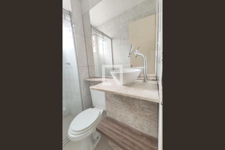 Banheiro de apartamento para alugar com 2 quartos, 60m² em Rio dos Sinos, São Leopoldo