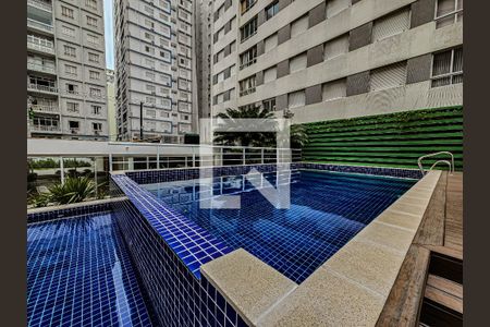 Apartamento para alugar com 300m², 4 quartos e 2 vagasÁrea comum - Piscina