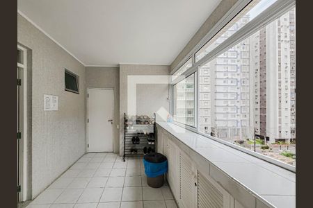 Apartamento para alugar com 300m², 4 quartos e 2 vagasÁrea de Serviço