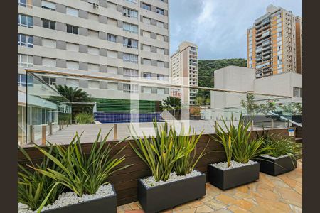 Apartamento para alugar com 300m², 4 quartos e 2 vagasÁrea comum - Piscina