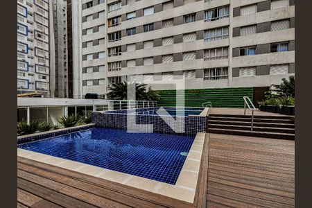 Apartamento para alugar com 300m², 4 quartos e 2 vagasÁrea comum - Piscina