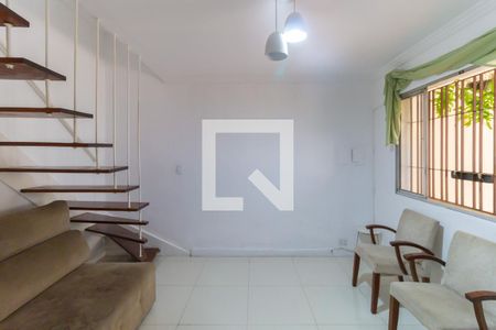 Sala 1 de casa à venda com 2 quartos, 110m² em Vila Firmiano Pinto, São Paulo