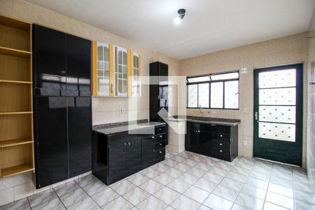 Casa para alugar com 138m², 3 quartos e 3 vagasCozinha