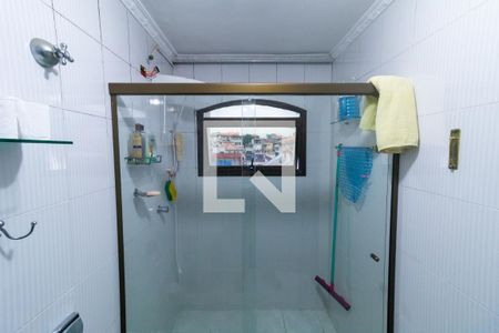 Casa à venda com 330m², 2 quartos e 4 vagas Casa à venda com 330m², 2 quartos e 4 vagasBanheiro da Suíte 2