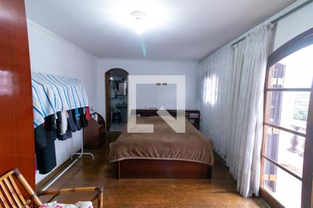 Casa à venda com 330m², 2 quartos e 4 vagas Casa à venda com 330m², 2 quartos e 4 vagasSuíte 2