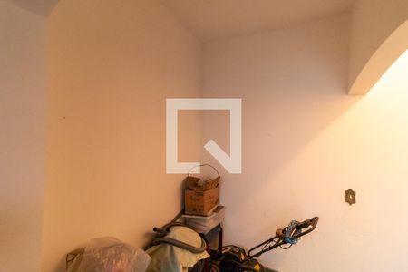 Casa à venda com 330m², 2 quartos e 4 vagas Casa à venda com 330m², 2 quartos e 4 vagasQuarto de Serviço