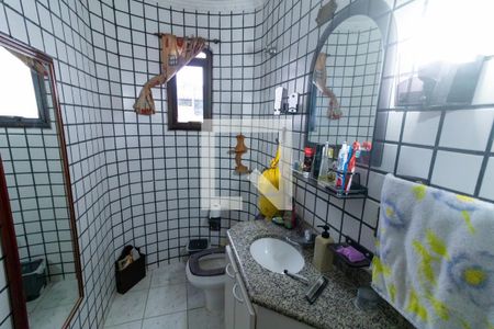 Casa à venda com 330m², 2 quartos e 4 vagas Casa à venda com 330m², 2 quartos e 4 vagasLavabo