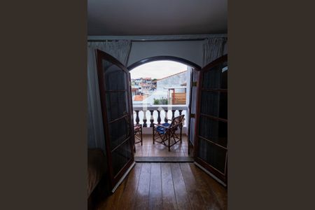 Casa à venda com 330m², 2 quartos e 4 vagas Casa à venda com 330m², 2 quartos e 4 vagasSuíte 2