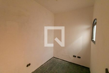 Casa à venda com 330m², 2 quartos e 4 vagas Casa à venda com 330m², 2 quartos e 4 vagasQuarto de Serviço