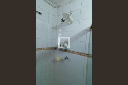 Casa à venda com 330m², 2 quartos e 4 vagas Casa à venda com 330m², 2 quartos e 4 vagasBanheiro da Suíte 1
