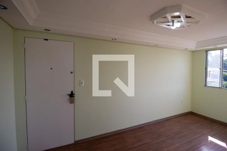 Sala de apartamento para alugar com 2 quartos, 40m² em Vila Romanópolis, Ferraz de Vasconcelos