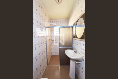 Casa para alugar com 74m², 2 quartos e 1 vagaBanheiro 1