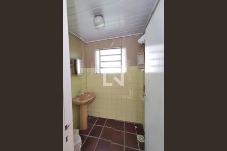 Casa para alugar com 74m², 2 quartos e 1 vagaBanheiro 2