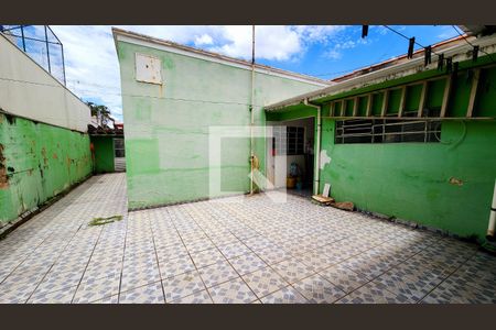 Casa à venda com 237m², 3 quartos e 3 vagas Casa à venda com 237m², 3 quartos e 3 vagasQuintal