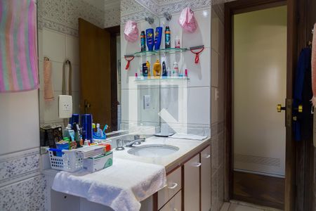 Apartamento à venda com 175m², 4 quartos e 3 vagasBanheiro da Suíte 4