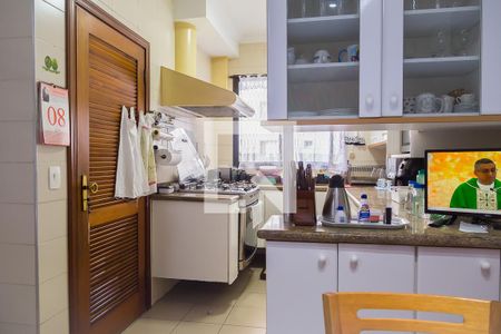 Apartamento à venda com 175m², 4 quartos e 3 vagasCozinha