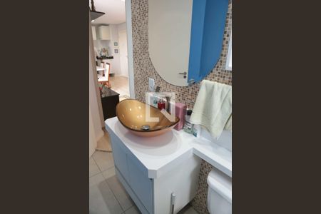 Banheiro de apartamento à venda com 1 quarto, 46m² em Jaguaribe, Osasco