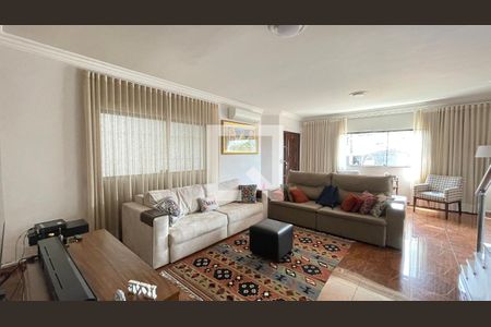 Sala de casa para alugar com 4 quartos, 265m² em Vila Iris, Guarulhos