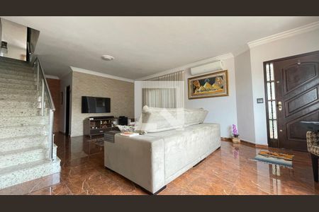 Sala de casa para alugar com 4 quartos, 265m² em Vila Iris, Guarulhos