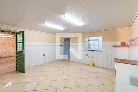 Sala de casa à venda com 4 quartos, 130m² em Mathias Velho, Canoas
