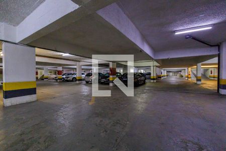 Apartamento à venda com 255m², 4 quartos e 2 vagasÁrea Comum Garagem