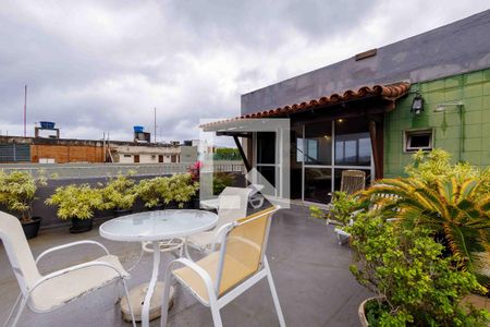 Apartamento à venda com 255m², 4 quartos e 2 vagasCobertura