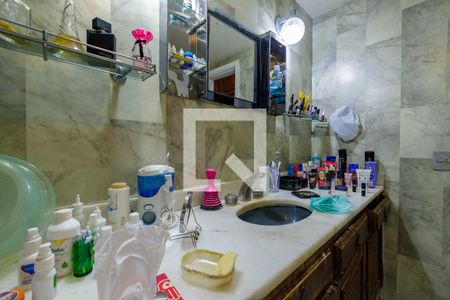 Apartamento à venda com 255m², 4 quartos e 2 vagasBanheiro Suíte