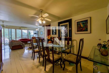 Apartamento à venda com 255m², 4 quartos e 2 vagasSala