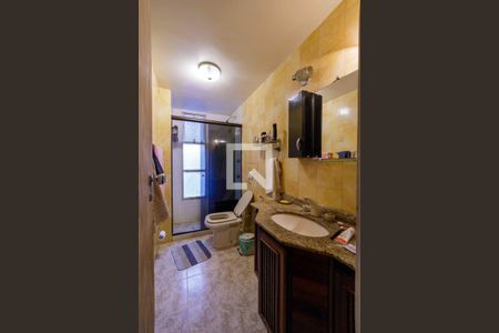 Apartamento à venda com 255m², 4 quartos e 2 vagasBanheiro