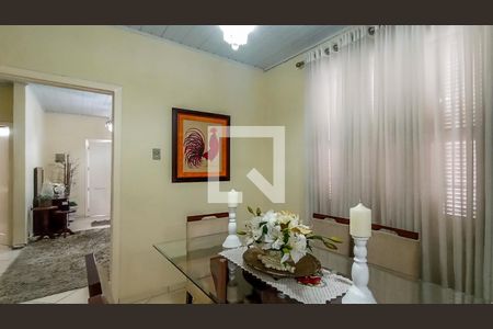 Sala de casa à venda com 3 quartos, 155m² em Jardim Botânico, Porto Alegre