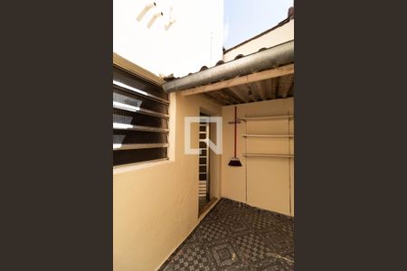 Casa à venda com 109m², 3 quartos e 1 vagaÁrea de Serviço 1