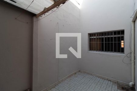 Casa à venda com 109m², 3 quartos e 1 vagaÁrea de Serviço 2