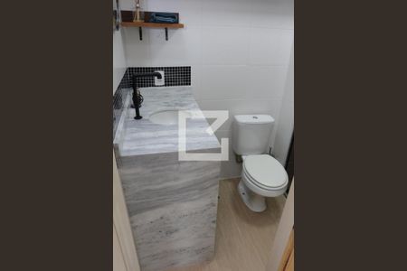 Banheiro  de apartamento à venda com 1 quarto, 29m² em Ferreira, São Paulo