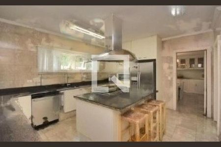 Casa de Condomínio à venda com 5 quartos, 1000m² em Fazenda Morumbi, São Paulo