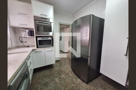 Apartamento à venda com 3 quartos, 152m² em Vila Regente Feijó, São Paulo