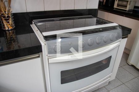 Casa à venda com 211m², 3 quartos e 2 vagasCozinha