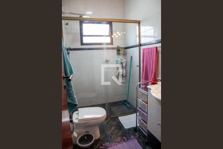 Casa à venda com 211m², 3 quartos e 2 vagasBanheiro 2