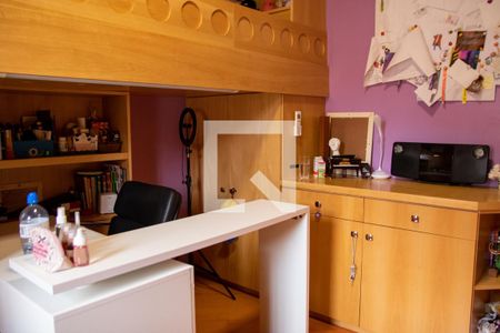 Casa à venda com 211m², 3 quartos e 2 vagasQuarto 3