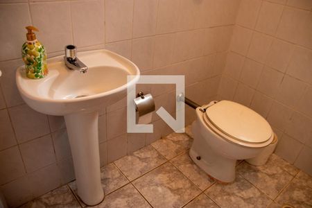 Casa à venda com 211m², 3 quartos e 2 vagasQuarto e Banheiro de Serviço