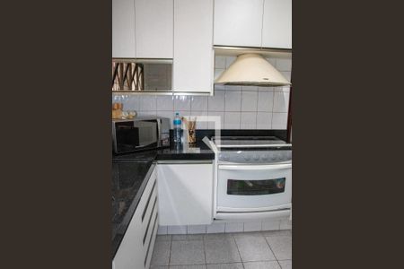 Casa à venda com 211m², 3 quartos e 2 vagasCozinha